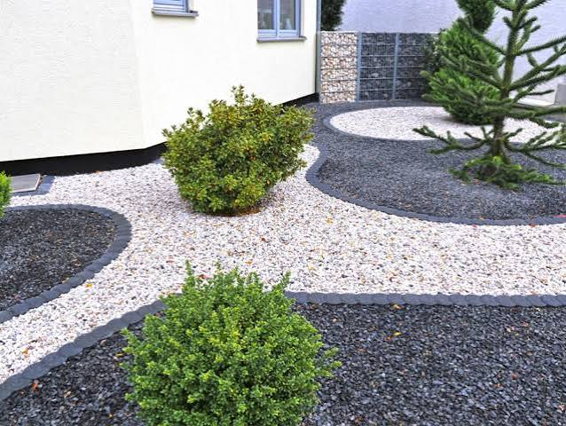Alternatives to Grass Lawns
